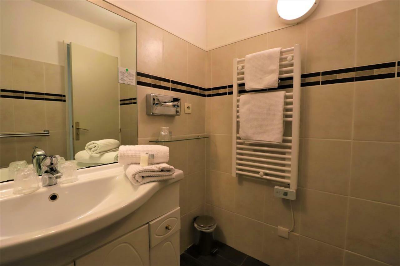Hotel Des Tuileries Nîmes Zewnętrze zdjęcie