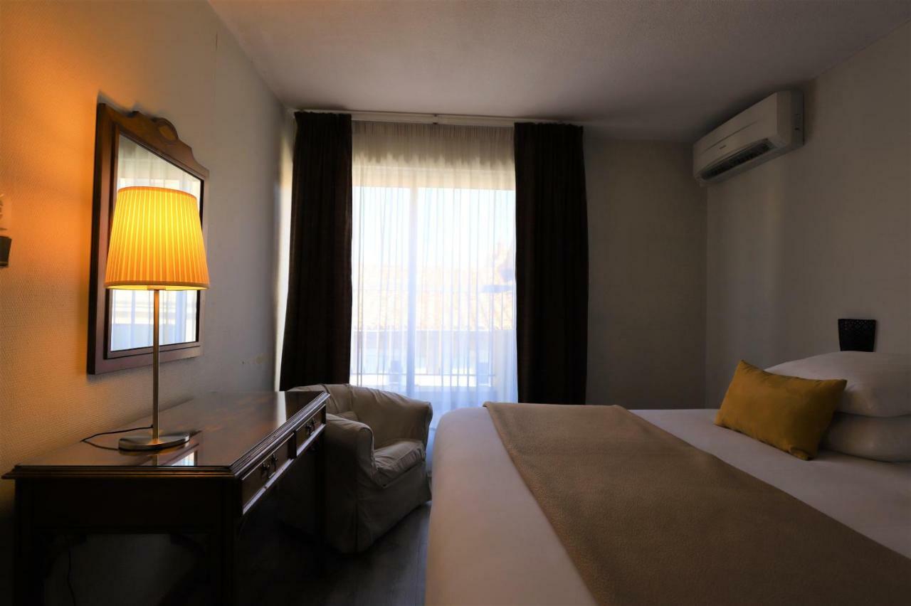 Hotel Des Tuileries Nîmes Zewnętrze zdjęcie